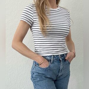 Abercrombie & Fitch White and Black Striped Short Sleeve Tee